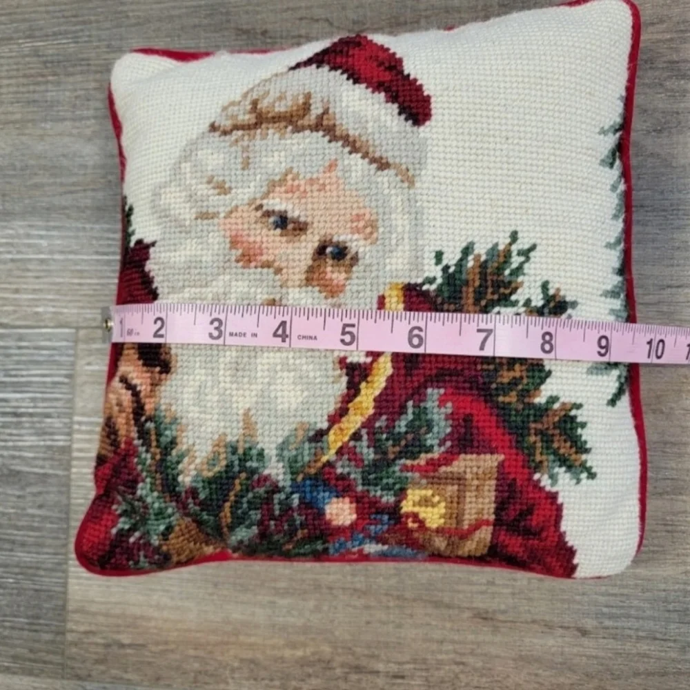 Vintage Old Fashioned Santa Claus Accent Pillow Needlepoint Velveteen Backing